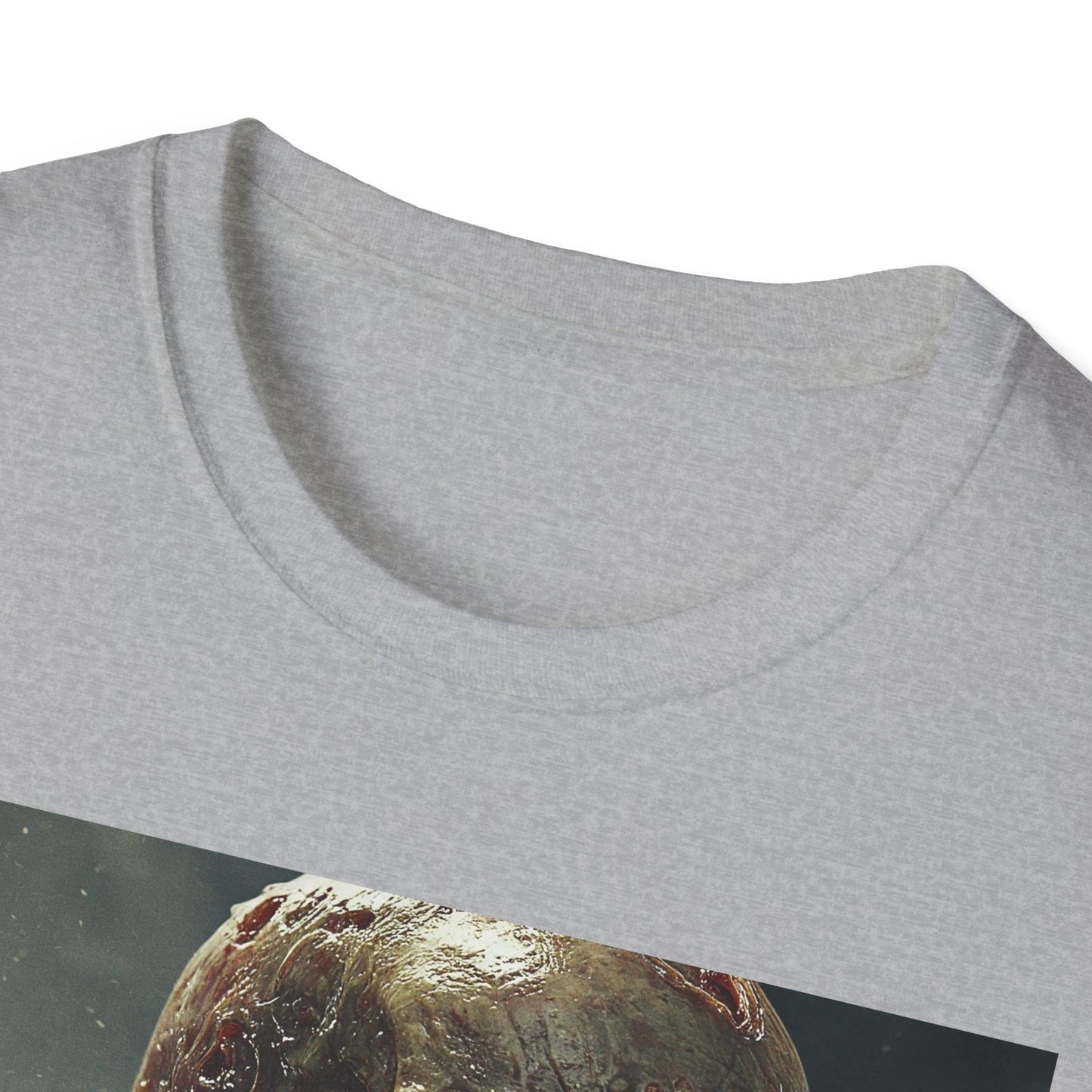 Zombie Graphic Unisex T-Shirt - Perfect for Halloween and Horror Fans