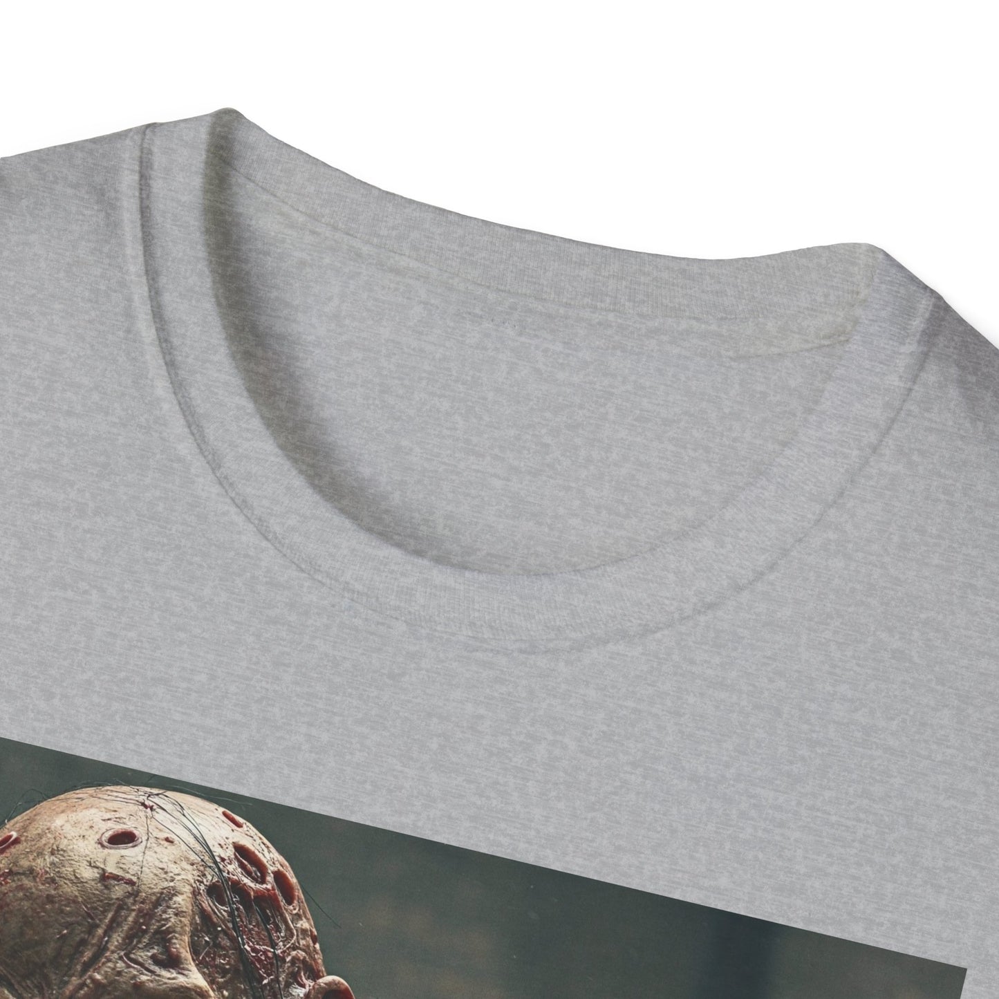 Creepy Zombie Graphic Unisex T-Shirt - Perfect for Halloween and Horror Fans